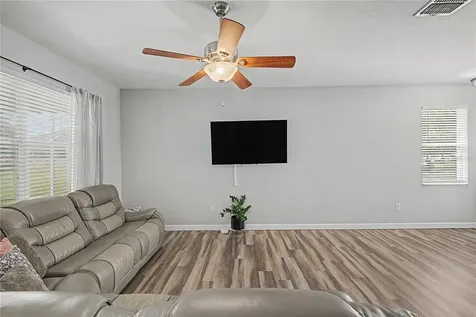 10634 Lucaya Drive Tampa FL 33647