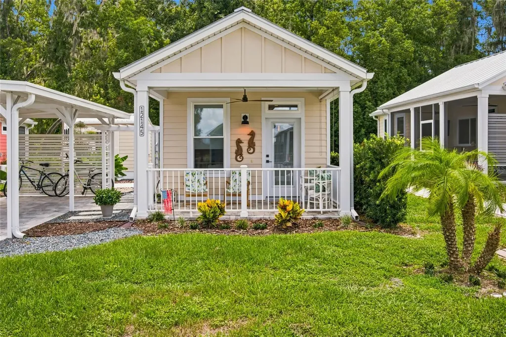 12145 Grand Oak Lane Oxford FL 34484