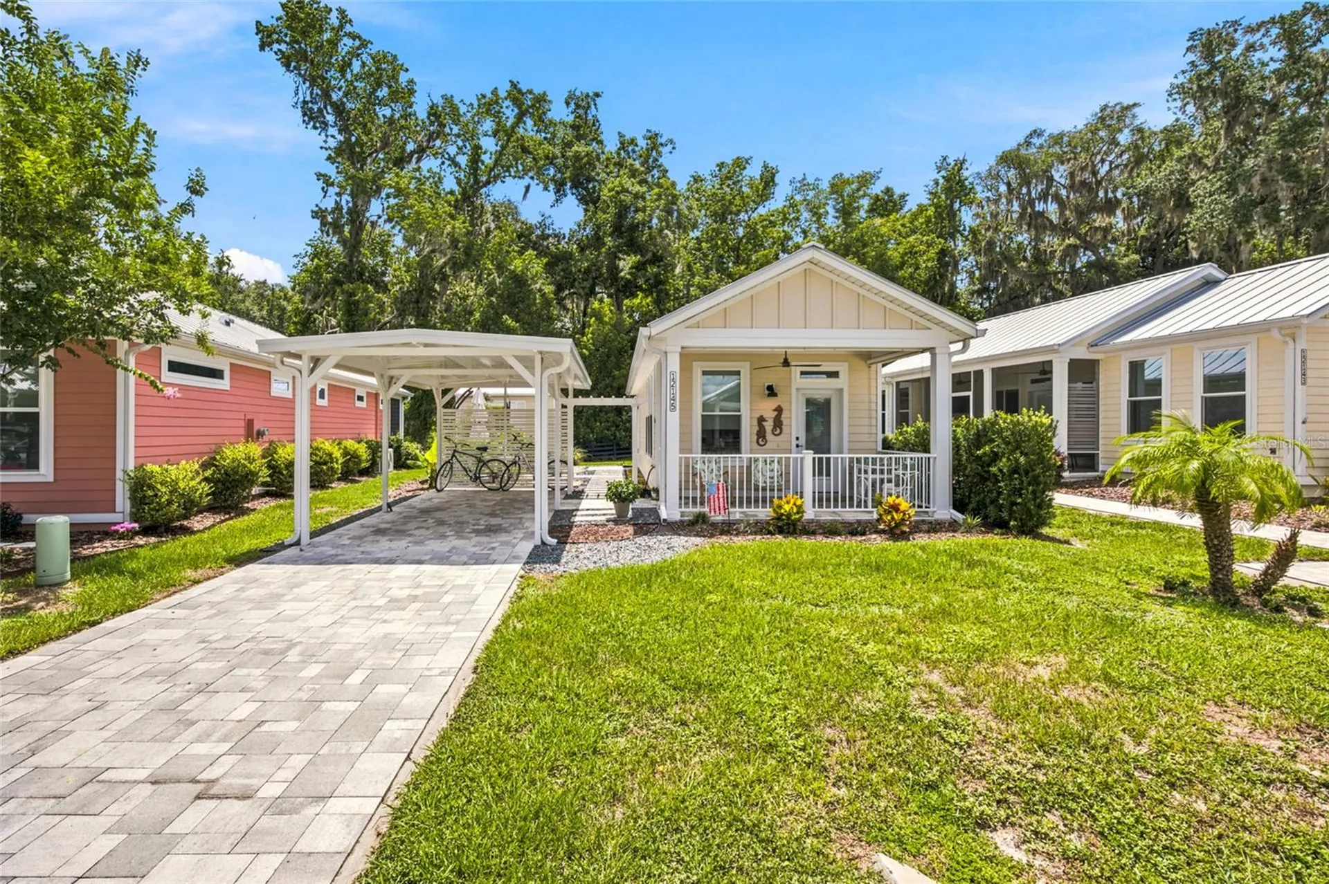 12145 Grand Oak Lane Oxford FL 34484