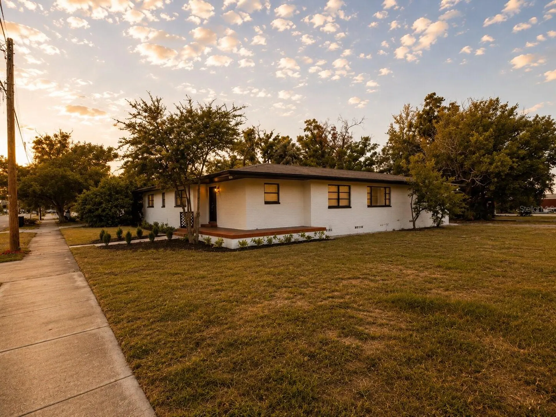 2605 E 17th Avenue Tampa FL 33605