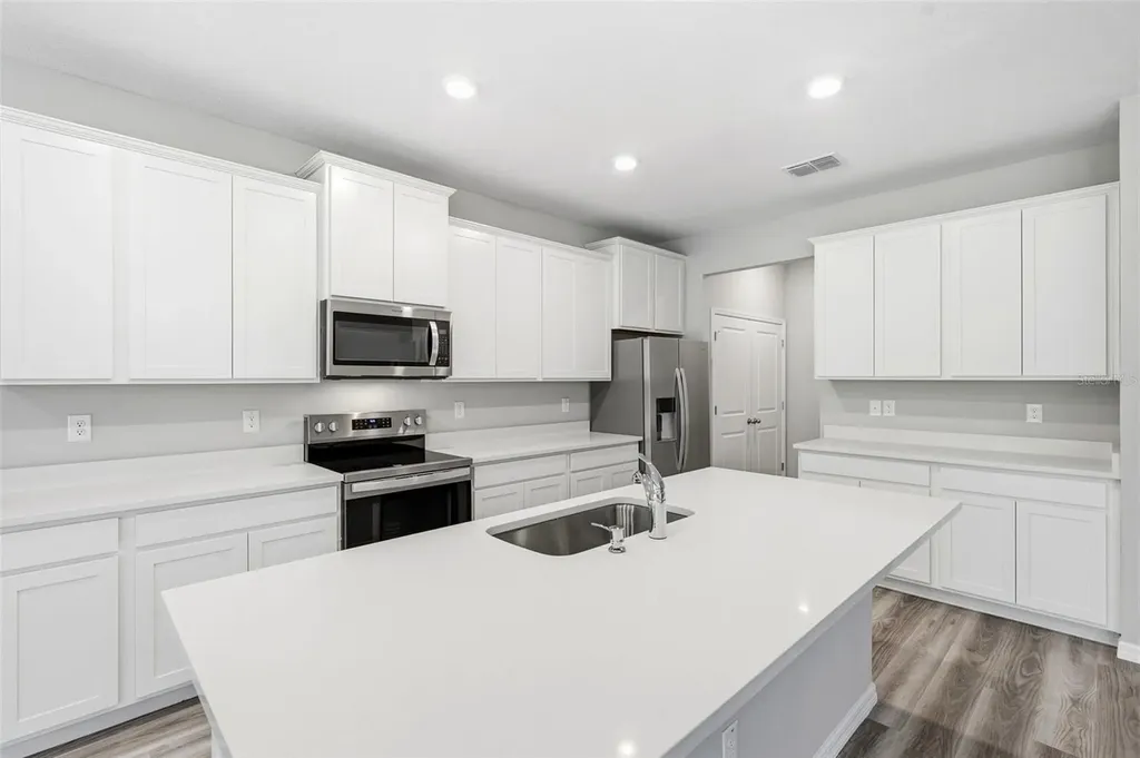 10497 Farm Hill Avenue Land O Lakes FL 34638