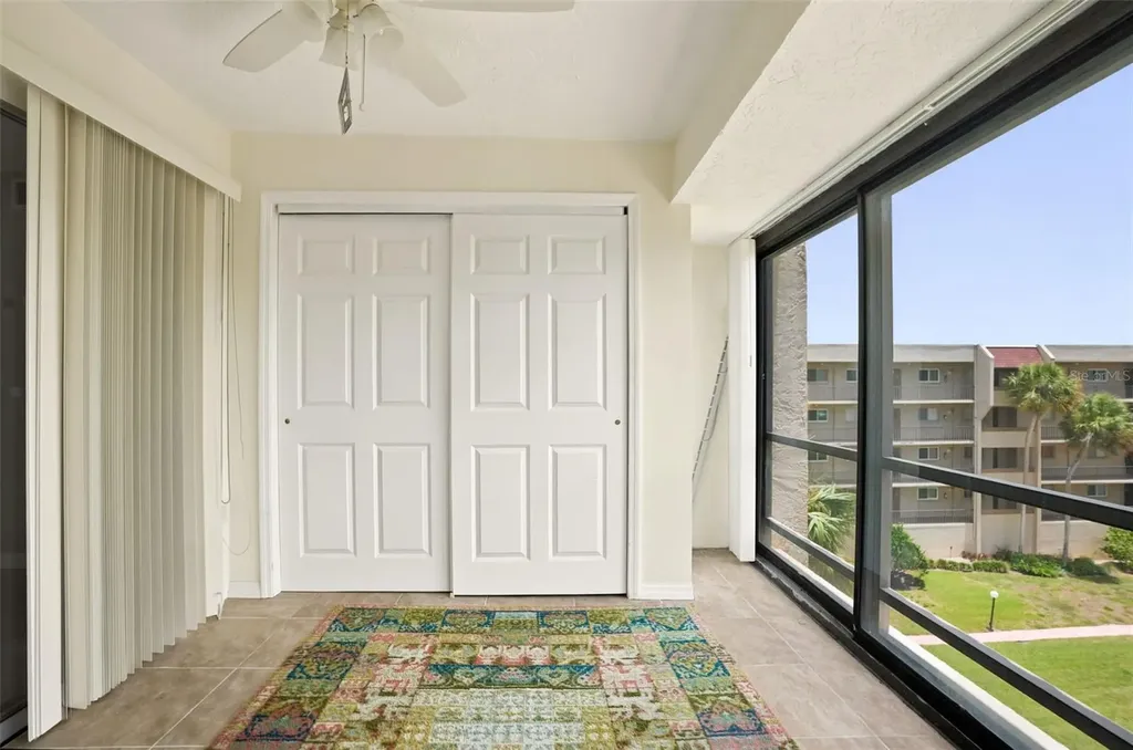 90 S Highland Avenue Tarpon Springs FL 34689