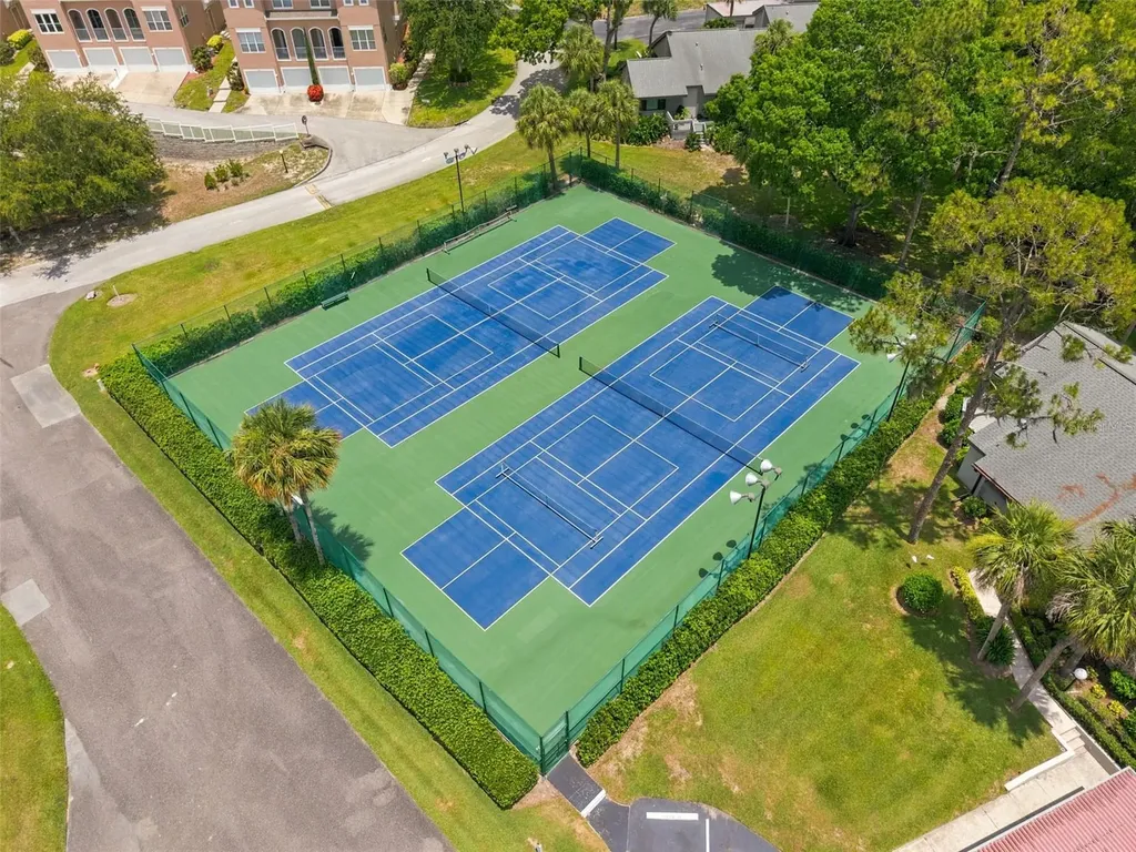 90 S Highland Avenue Tarpon Springs FL 34689