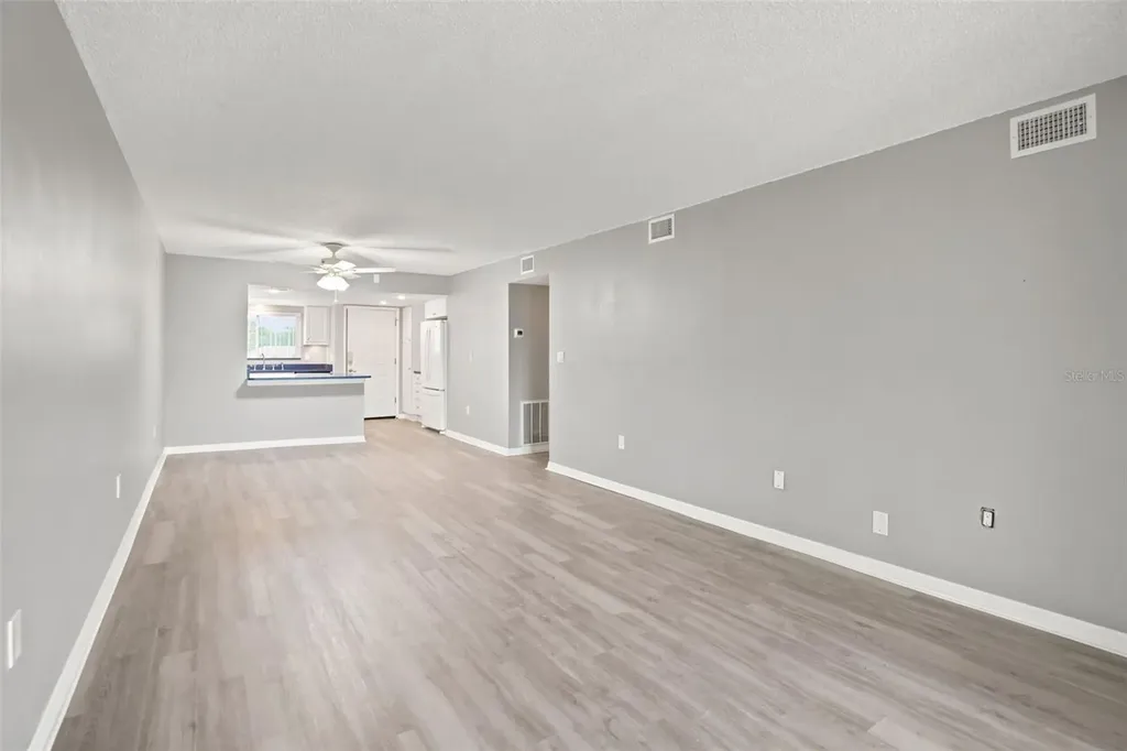 90 S Highland Avenue Tarpon Springs FL 34689
