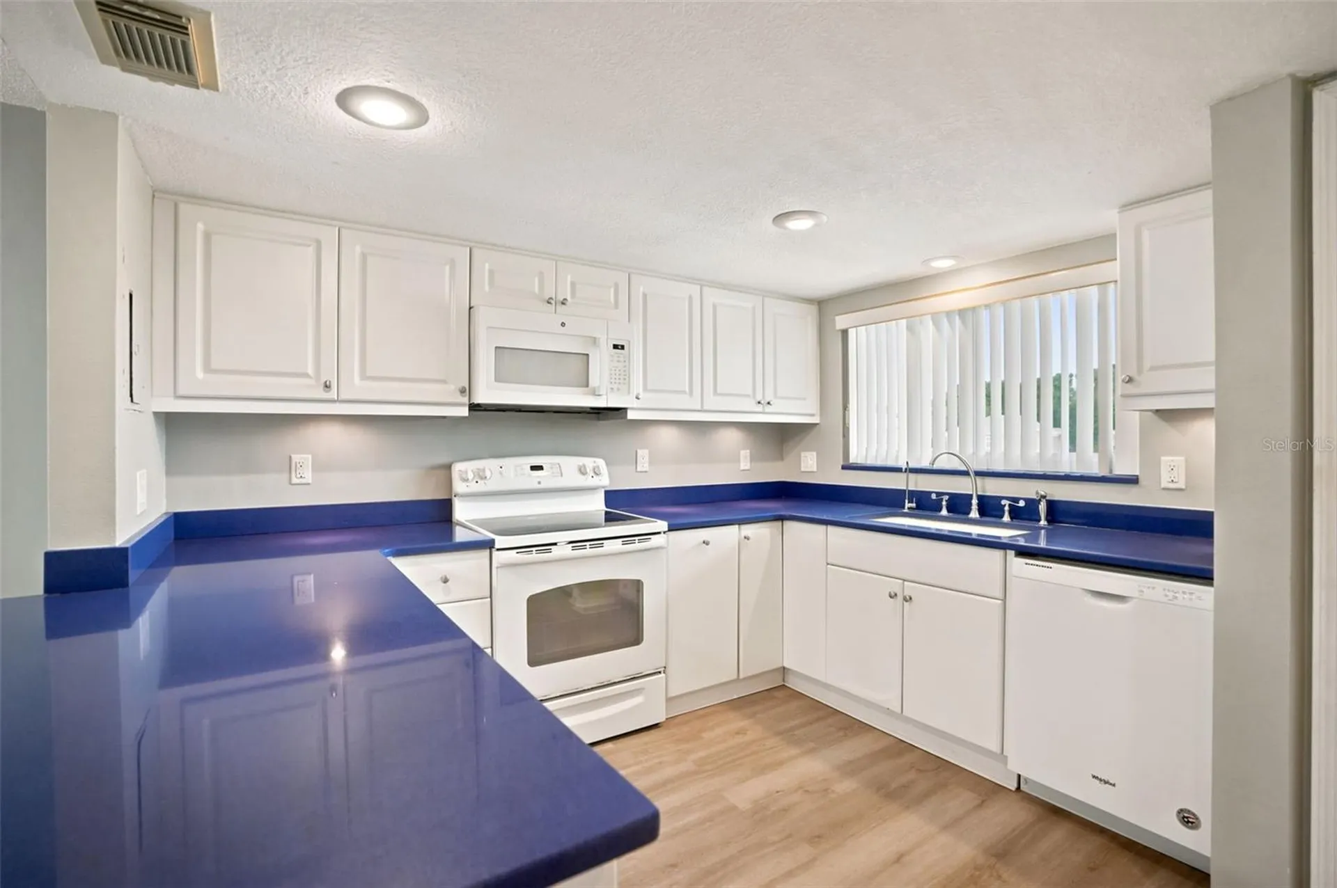 90 S Highland Avenue Tarpon Springs FL 34689