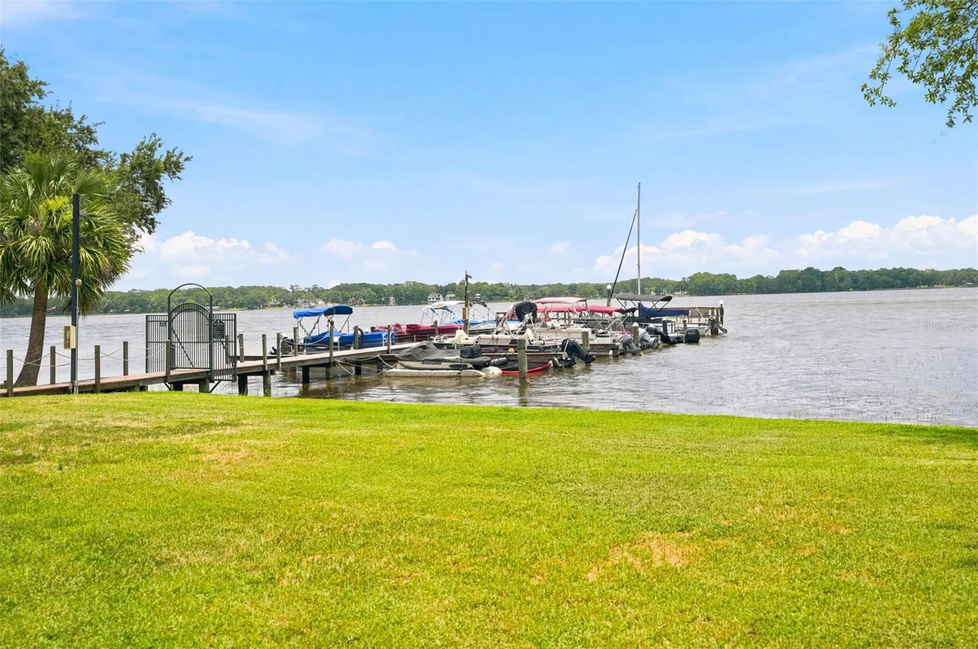 90 S Highland Avenue Tarpon Springs FL 34689