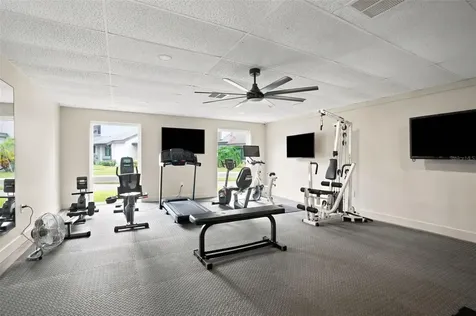 90 S Highland Avenue Tarpon Springs FL 34689