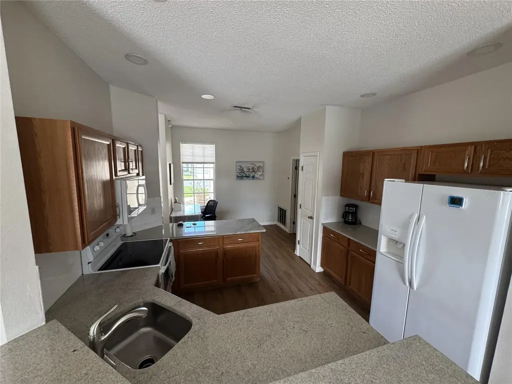 4815 50th Avenue W Bradenton FL 34210