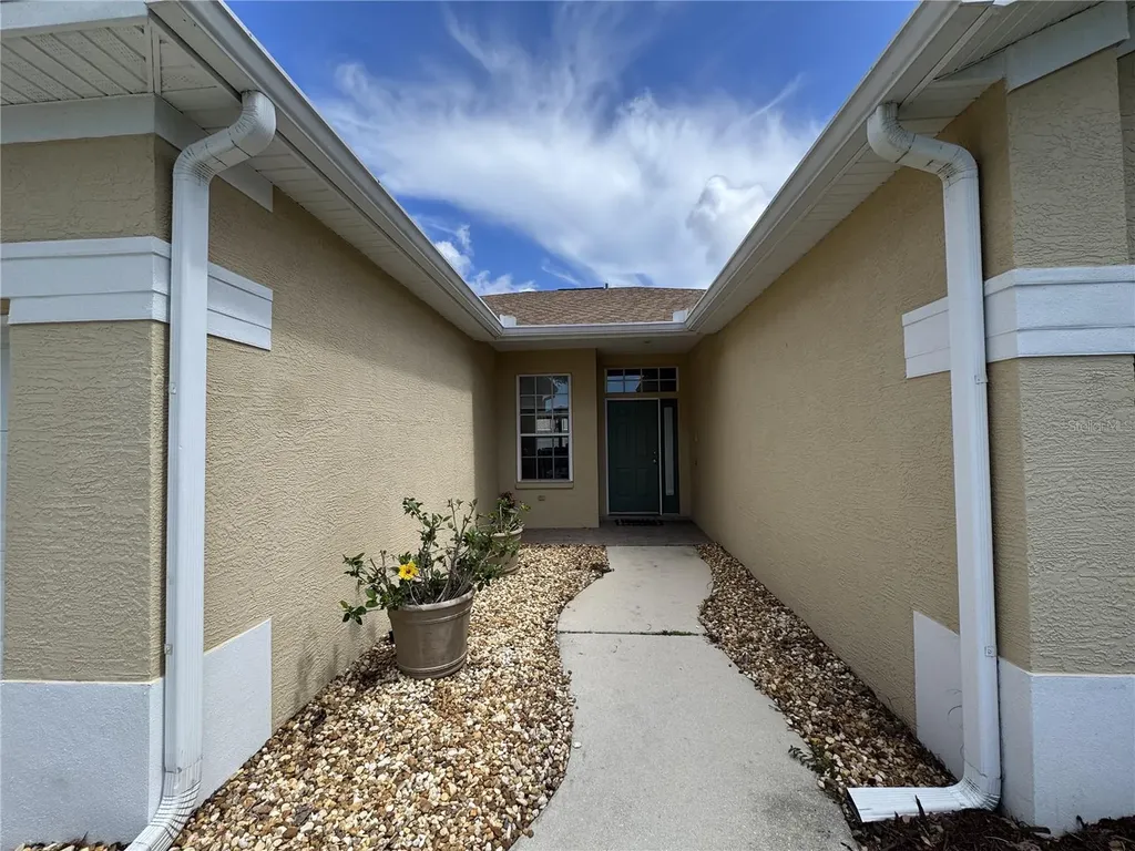 4815 50th Avenue W Bradenton FL 34210
