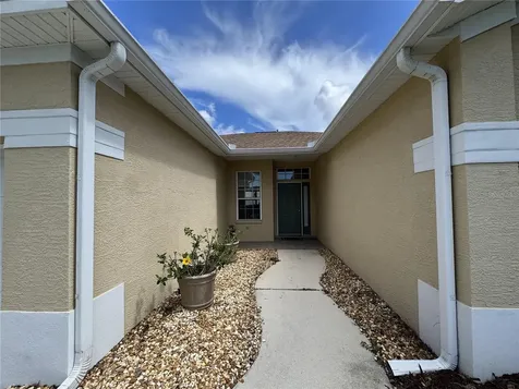 4815 50th Avenue W Bradenton FL 34210