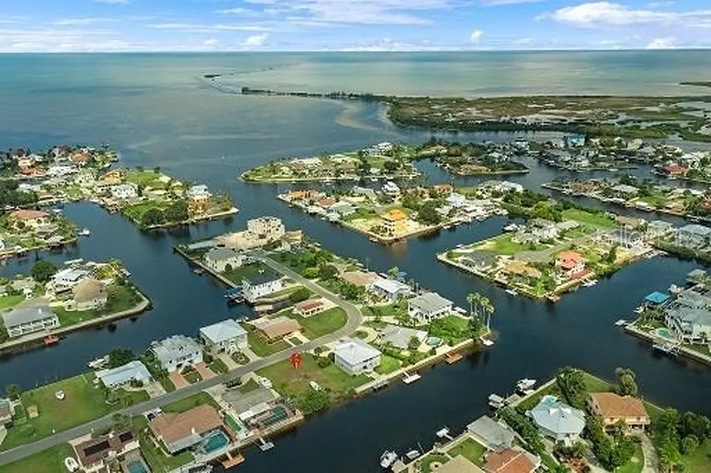 Paradise Circle Hernando Beach FL 34607