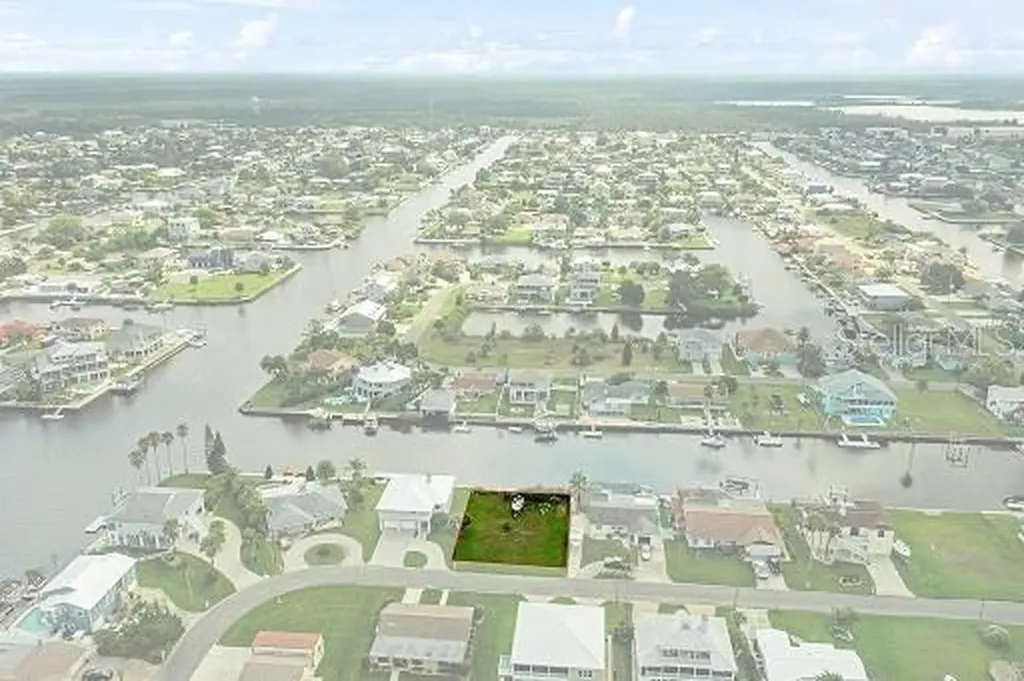 Paradise Circle Hernando Beach FL 34607