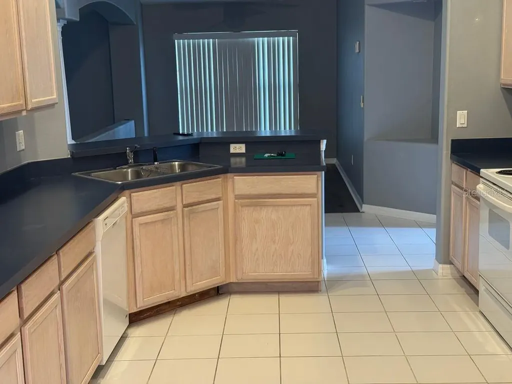 836 Cassia Drive Davenport FL 33897