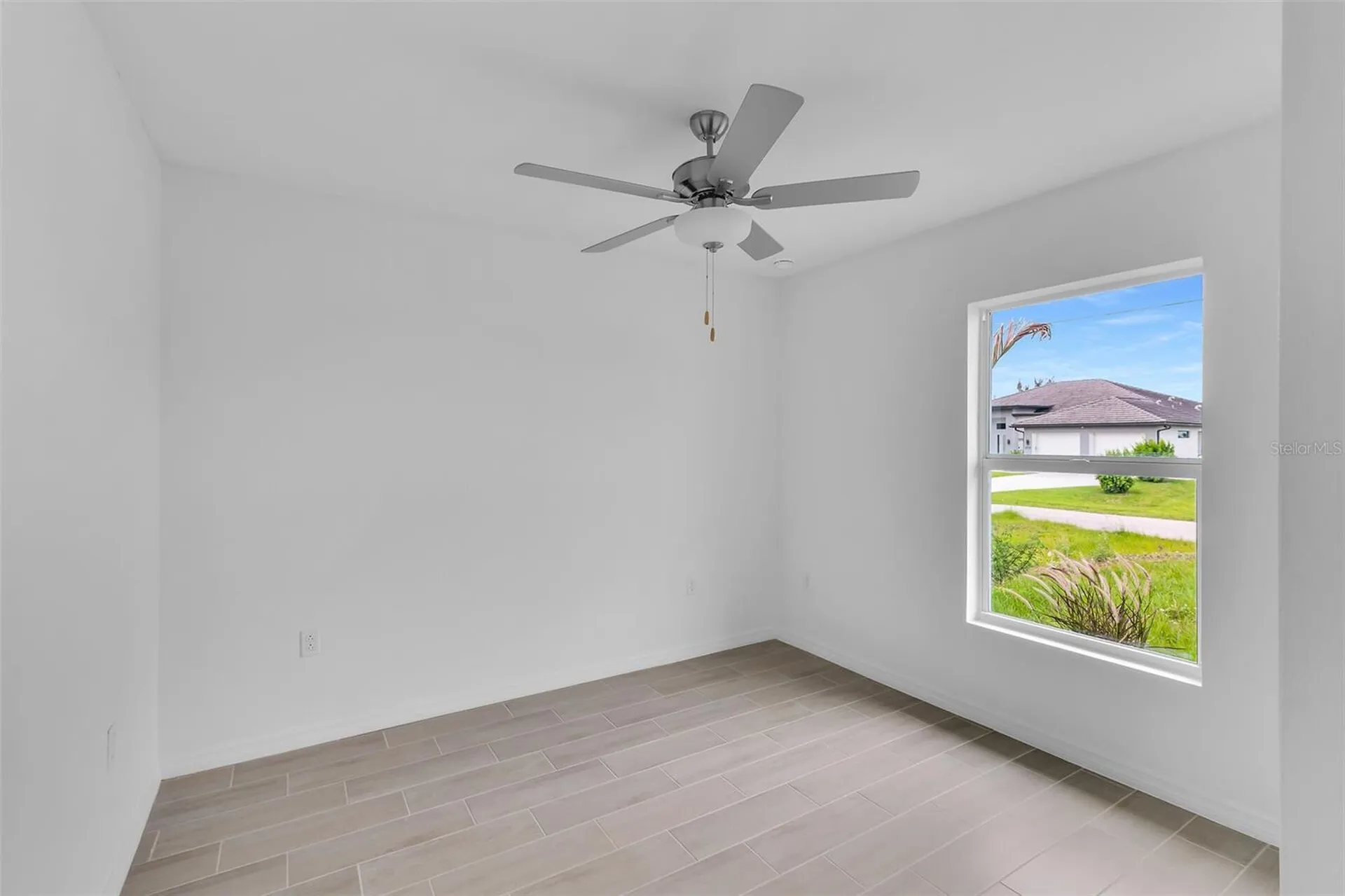 2221 NW 43rd Avenue Cape Coral FL 33993