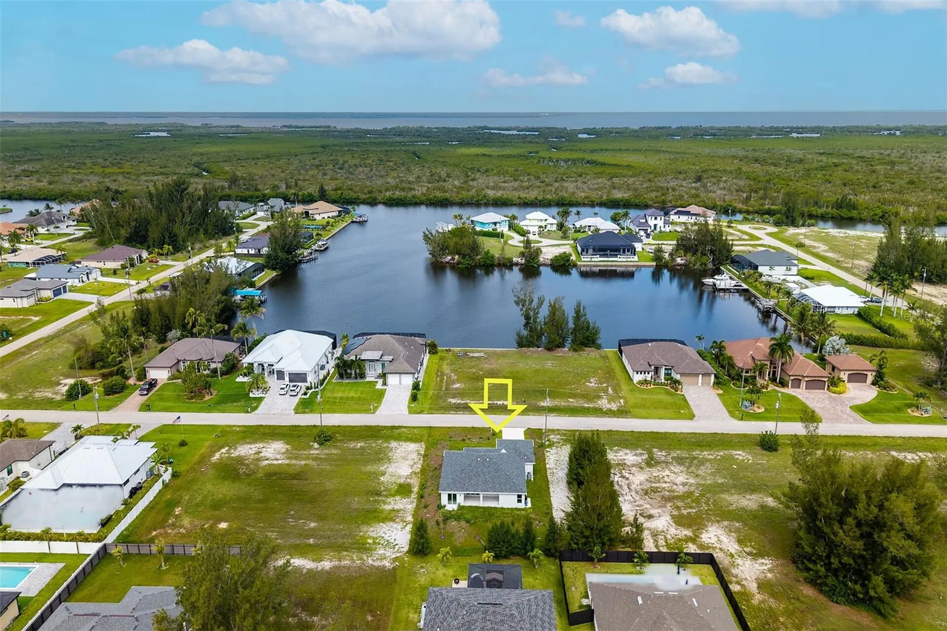 2221 NW 43rd Avenue Cape Coral FL 33993