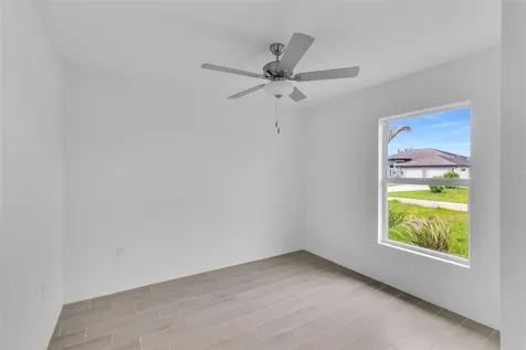 2221 NW 43rd Avenue Cape Coral FL 33993