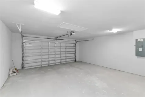 2221 NW 43rd Avenue Cape Coral FL 33993