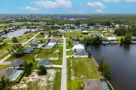 2221 NW 43rd Avenue Cape Coral FL 33993