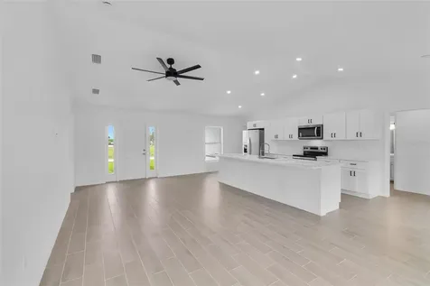 2221 NW 43rd Avenue Cape Coral FL 33993