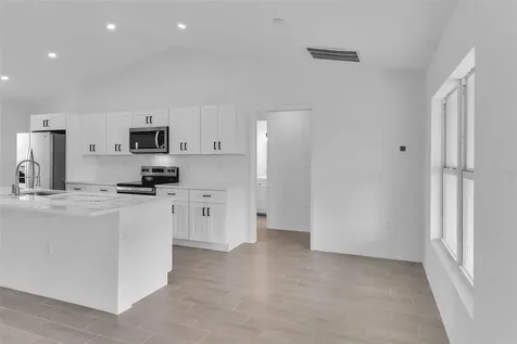 2221 NW 43rd Avenue Cape Coral FL 33993