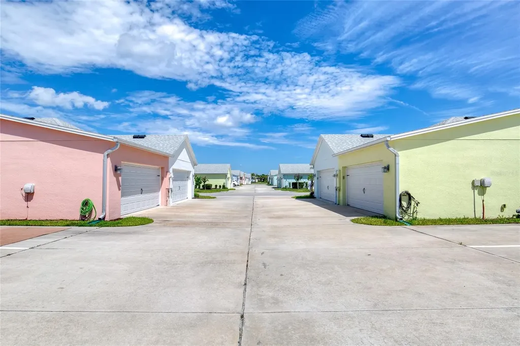 250 Ocean Hammock Loop Daytona Beach FL 32124