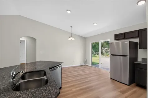 16 Spring Loop Court Ocala FL 34472