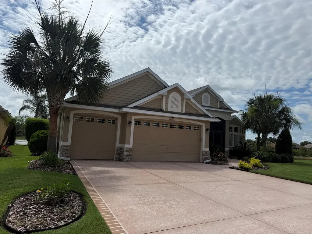 8872 Bridgeport Bay Circle Mount Dora FL 32757