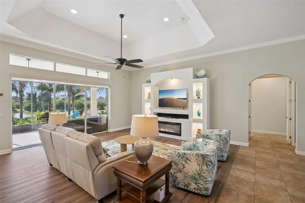 8872 Bridgeport Bay Circle Mount Dora FL 32757