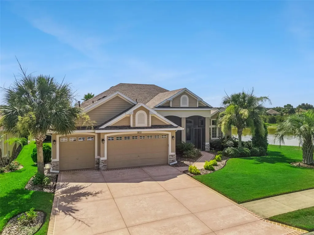 8872 Bridgeport Bay Circle Mount Dora FL 32757