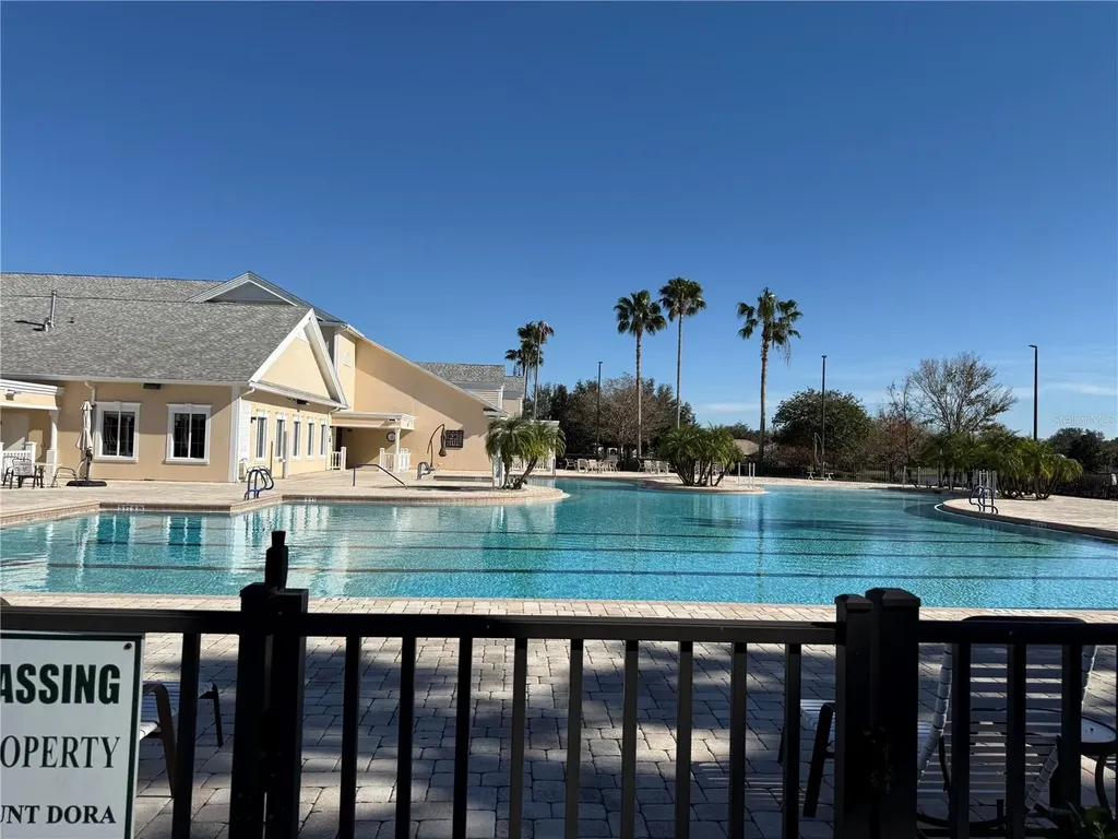 8872 Bridgeport Bay Circle Mount Dora FL 32757