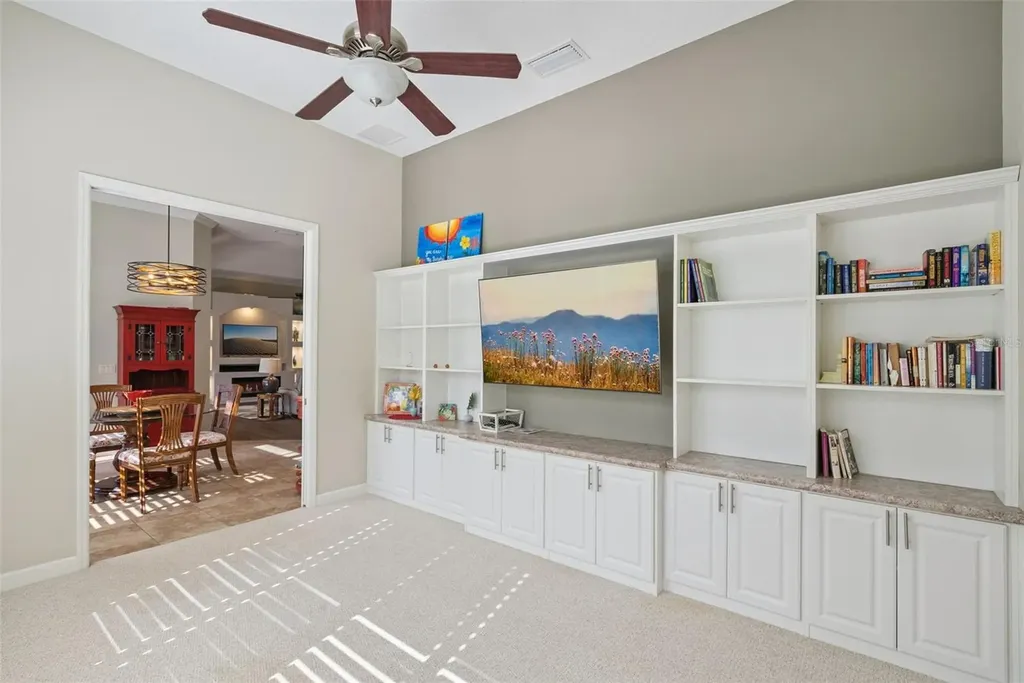 8872 Bridgeport Bay Circle Mount Dora FL 32757