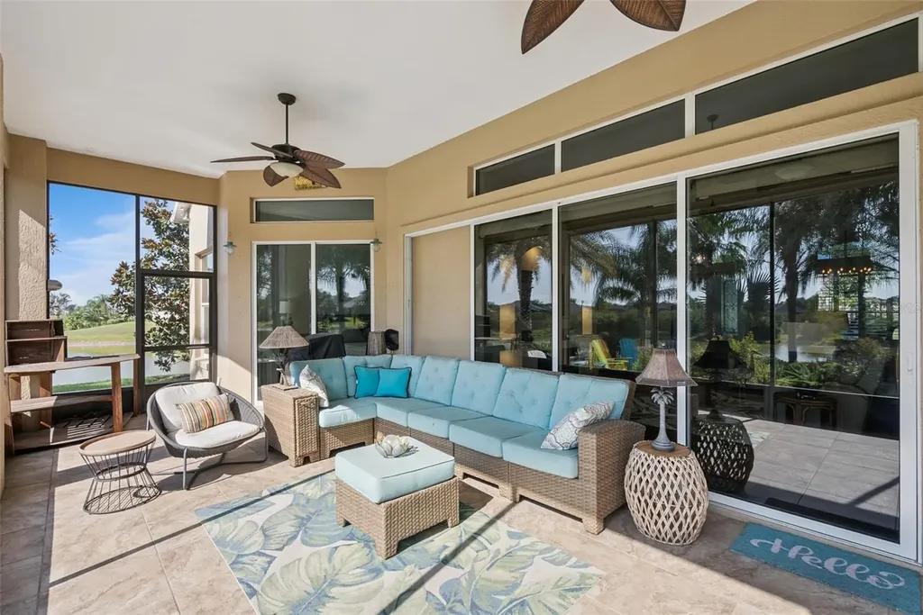8872 Bridgeport Bay Circle Mount Dora FL 32757
