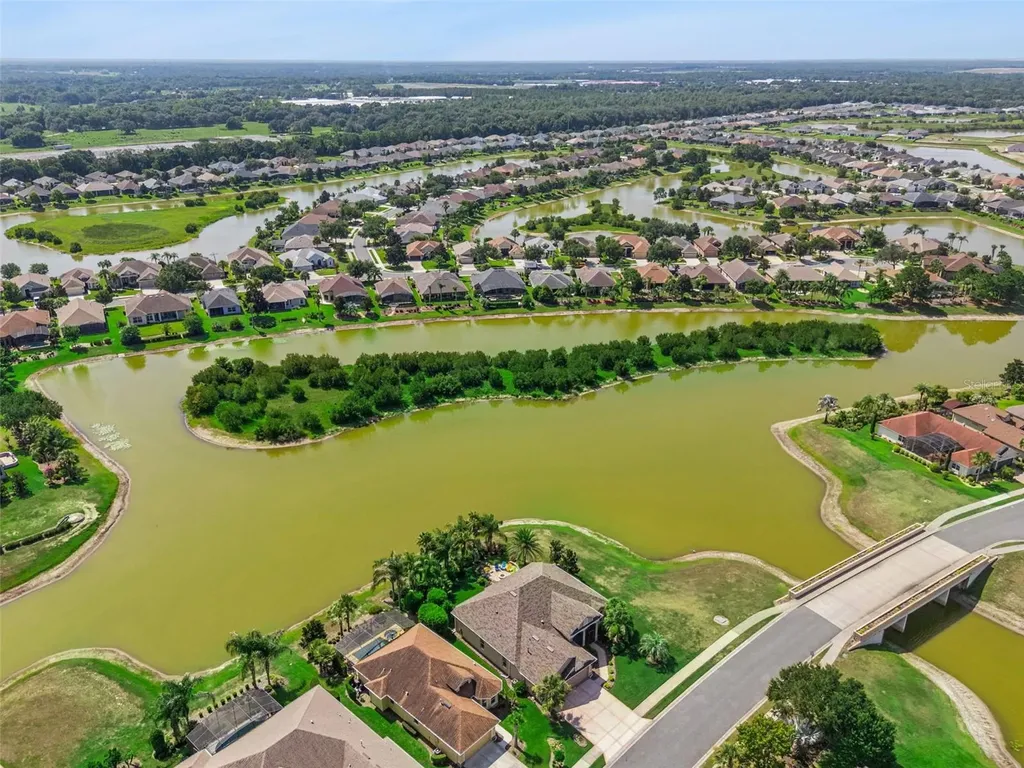 8872 Bridgeport Bay Circle Mount Dora FL 32757