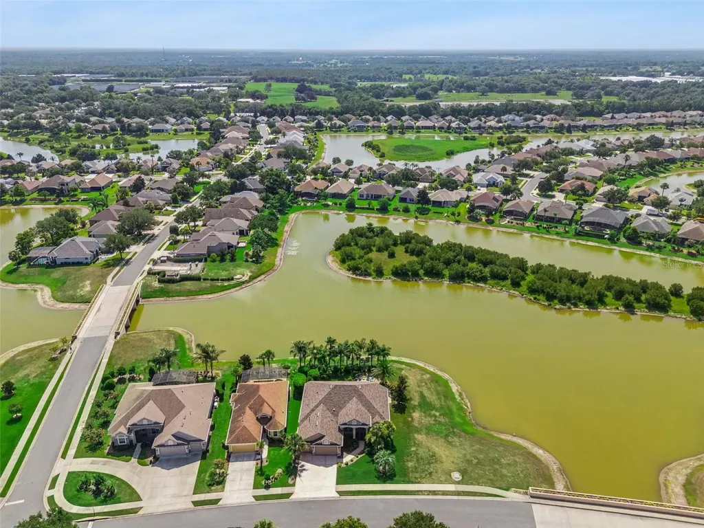 8872 Bridgeport Bay Circle Mount Dora FL 32757