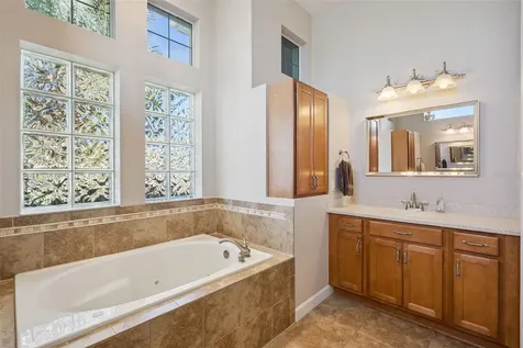 8872 Bridgeport Bay Circle Mount Dora FL 32757