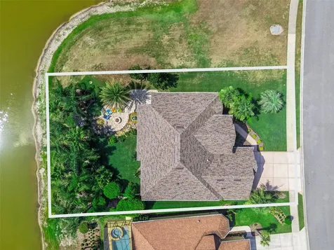 8872 Bridgeport Bay Circle Mount Dora FL 32757