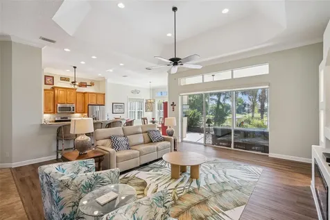 8872 Bridgeport Bay Circle Mount Dora FL 32757