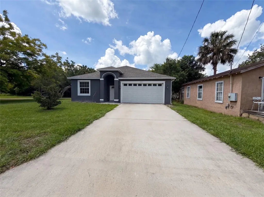 1013 W 11th Street Sanford FL 32771
