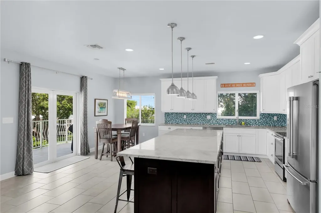 417 3rd Street Key Largo FL 33037
