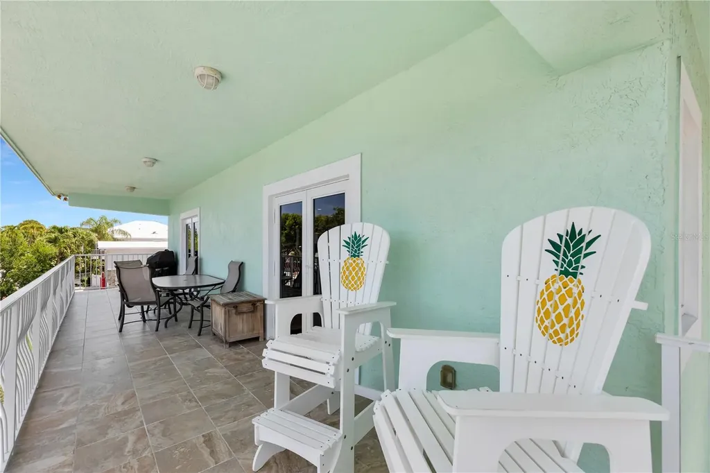 417 3rd Street Key Largo FL 33037