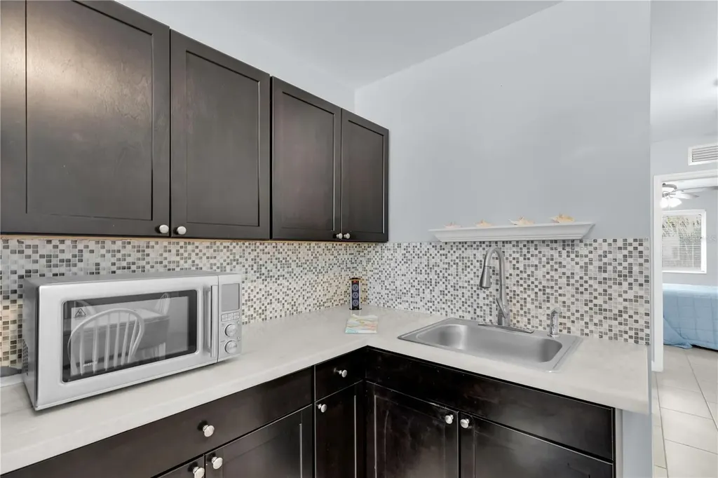 417 3rd Street Key Largo FL 33037