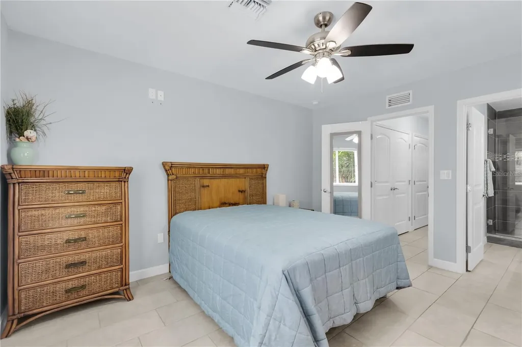 417 3rd Street Key Largo FL 33037