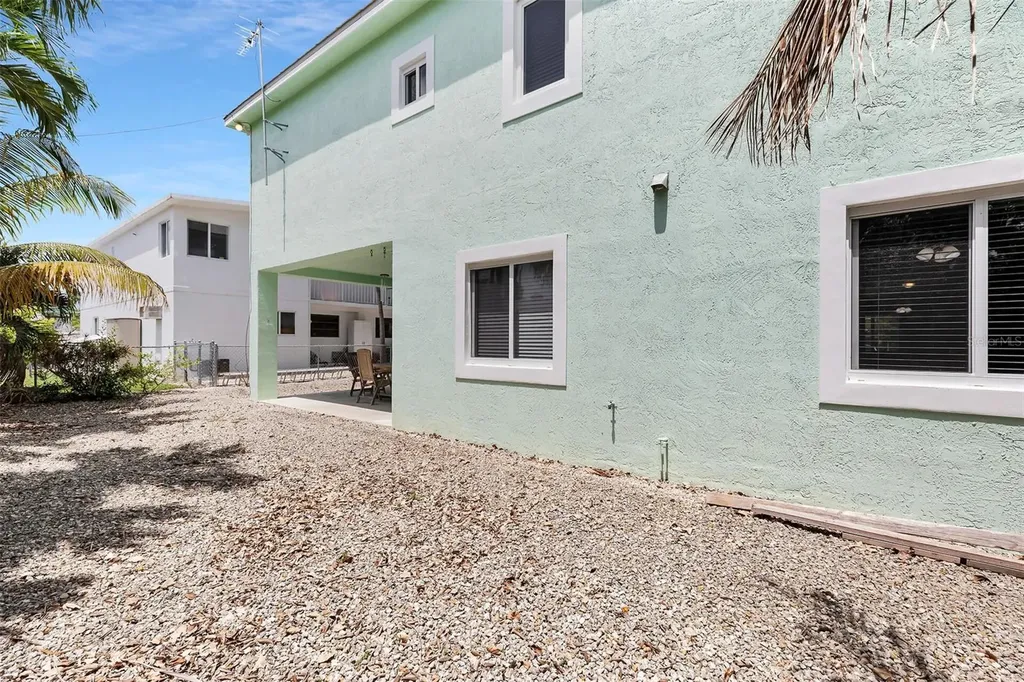 417 3rd Street Key Largo FL 33037