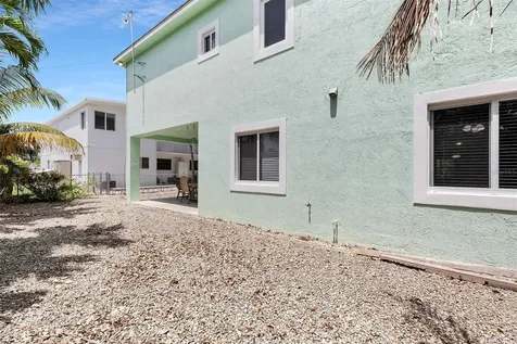 417 3rd Street Key Largo FL 33037