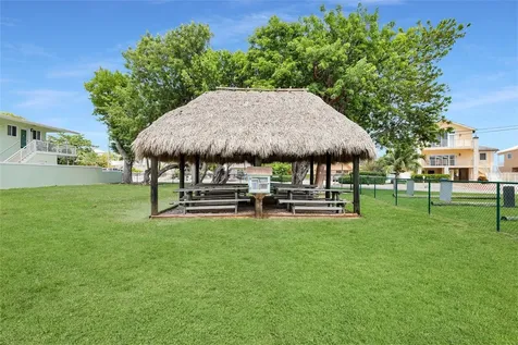417 3rd Street Key Largo FL 33037