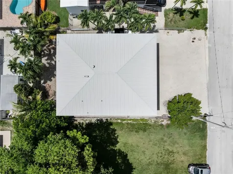417 3rd Street Key Largo FL 33037