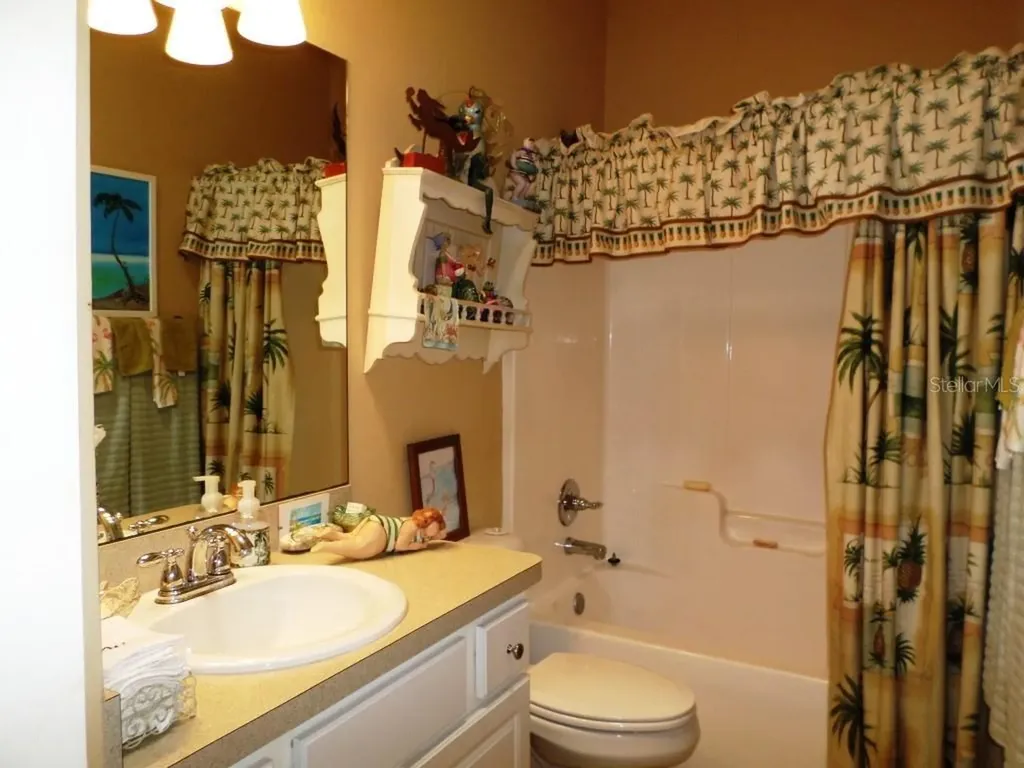 9419 N Country Club Way Dunnellon FL 34434