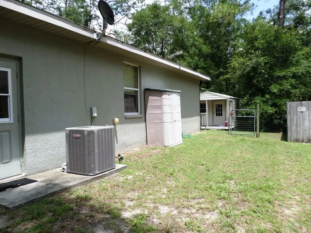 9419 N Country Club Way Dunnellon FL 34434