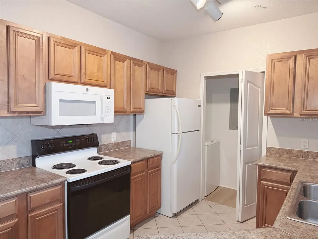 6149 Metrowest Boulevard Orlando FL 32835
