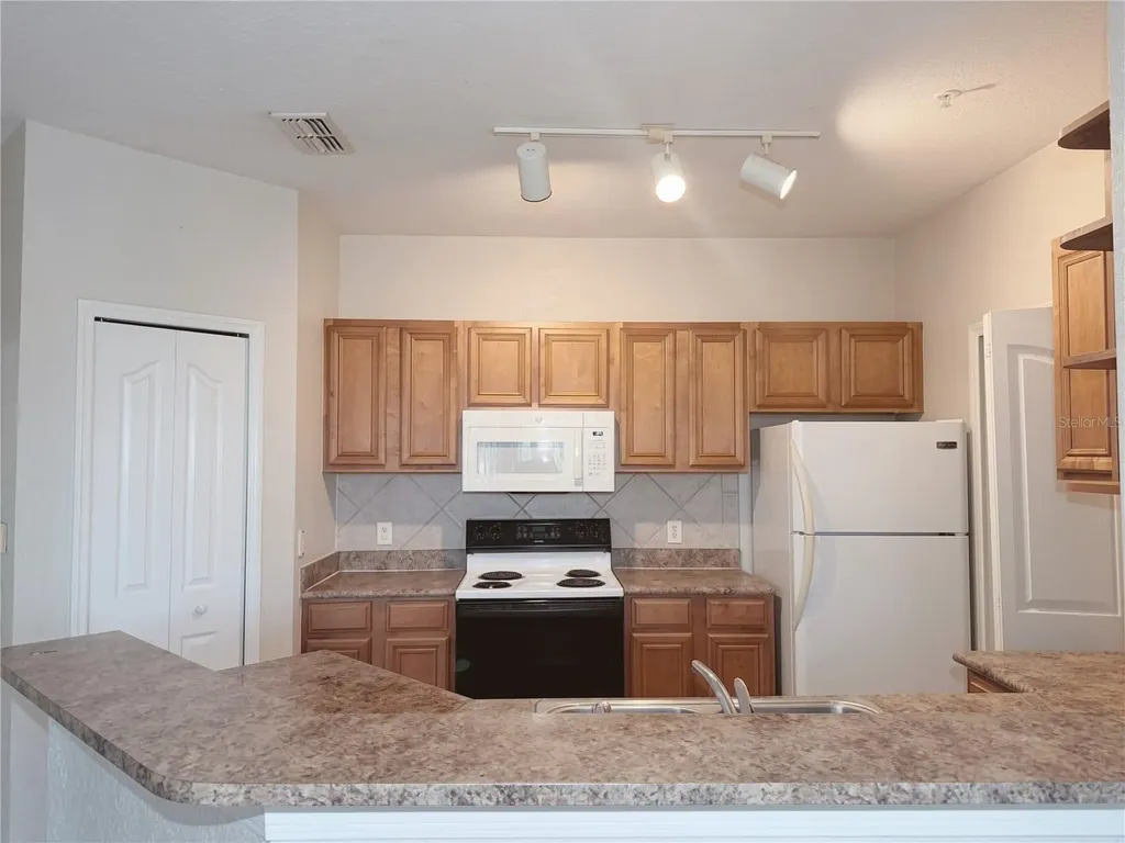 6149 Metrowest Boulevard Orlando FL 32835